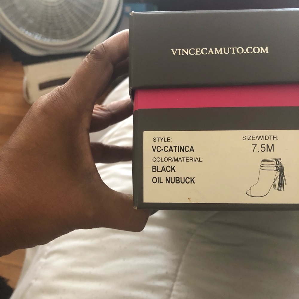 Vince Camuto Black booties. - Picture 4 of 4
